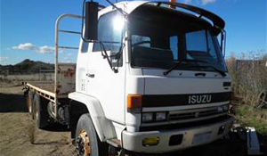 Melbourne Truck Wreckers Isuzu